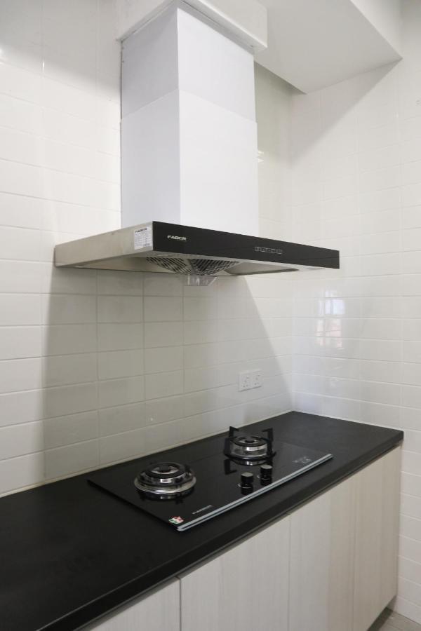 Roxy Sematan Villa & Townhouse Dış mekan fotoğraf